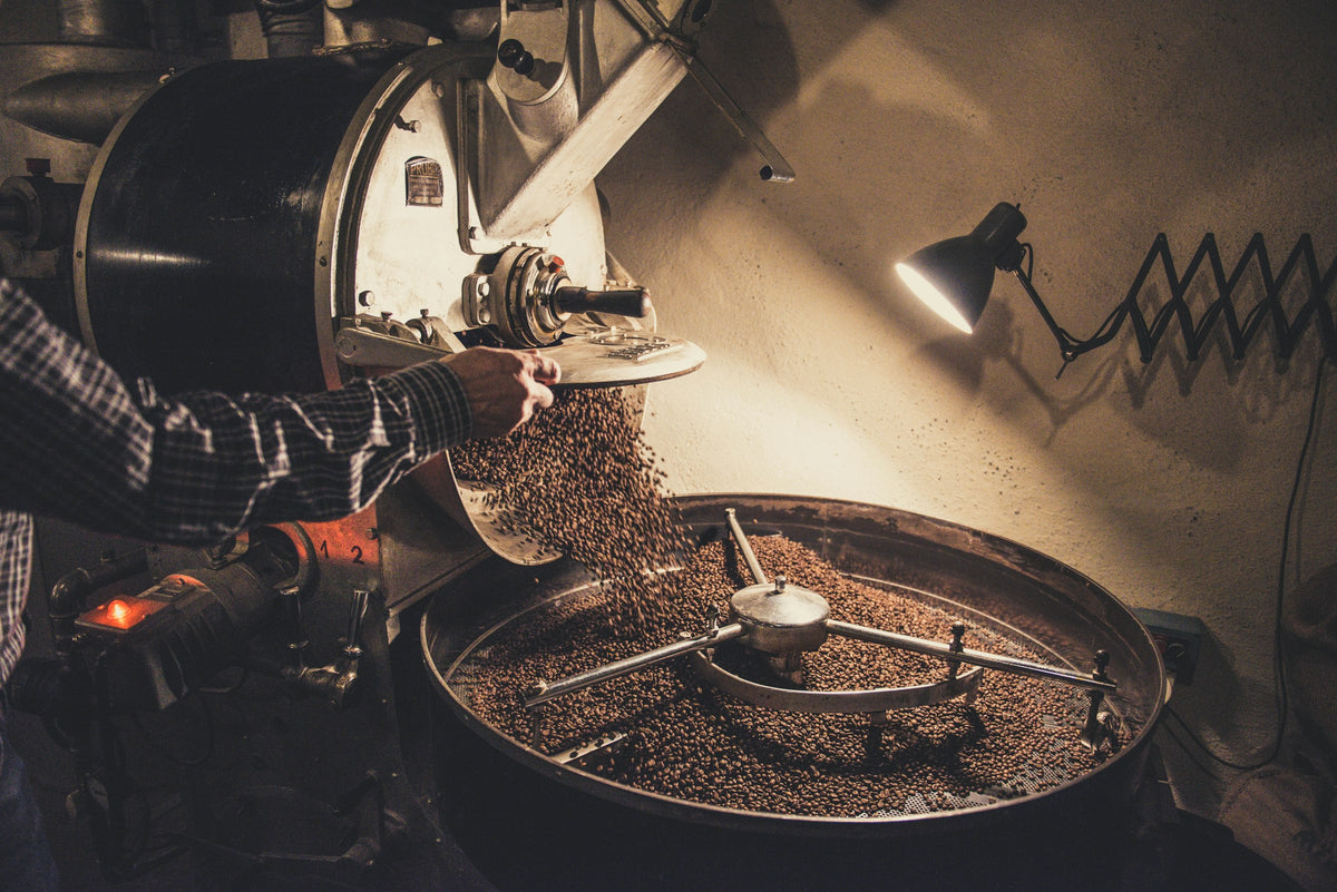Small-batch coffee roaster